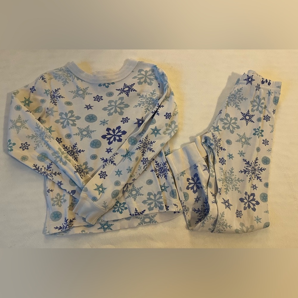 Hanna Andersson Blue and White Snowflake Kids Pajama Set Unisex size 4